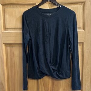 Large TALL Women’s Long Sleeve Twist-Front shirt